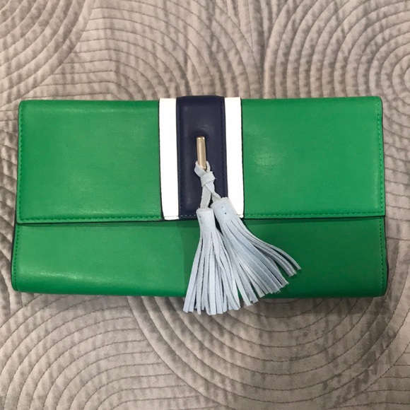 The Limited Handbags - New with tags The limited green clutch